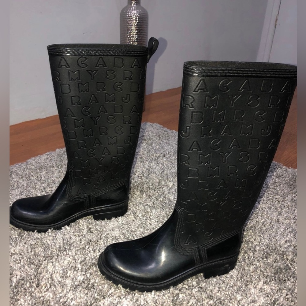 Rain boots